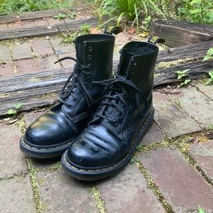 Size 7 Doc Martens 1460 Boots